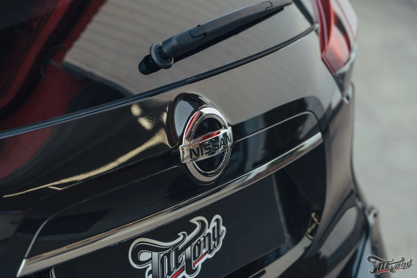 Полировка кузова с покрытием керамикой и мойка подкапотного пространства для Nissan X-trail